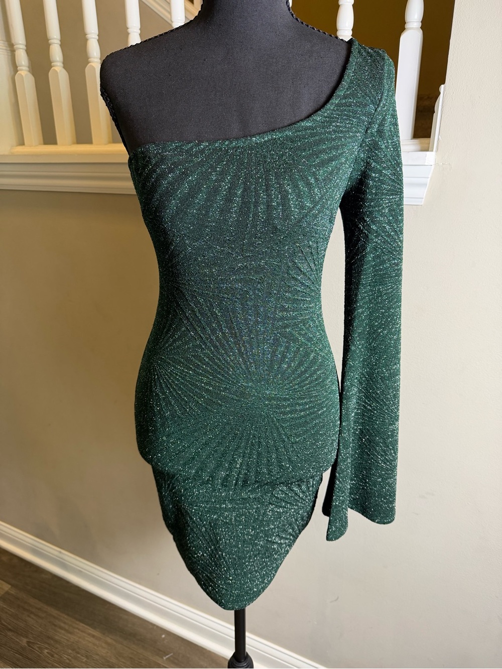 Windsor Emerald Green One-Shoulder Shimmer Bodycon Dress